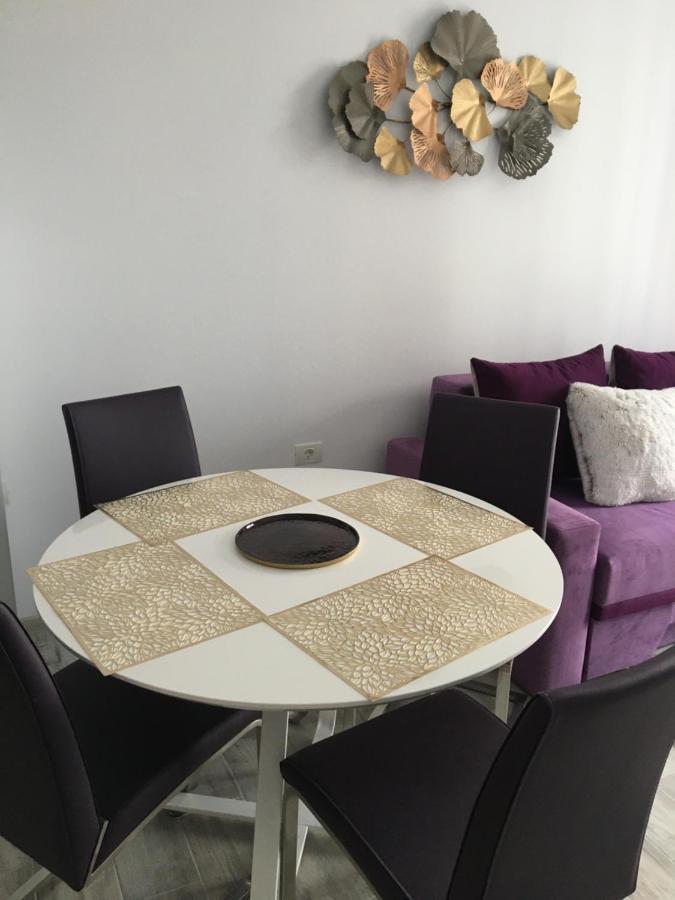 Lotus Blue Apartment Mamaia Ngoại thất bức ảnh