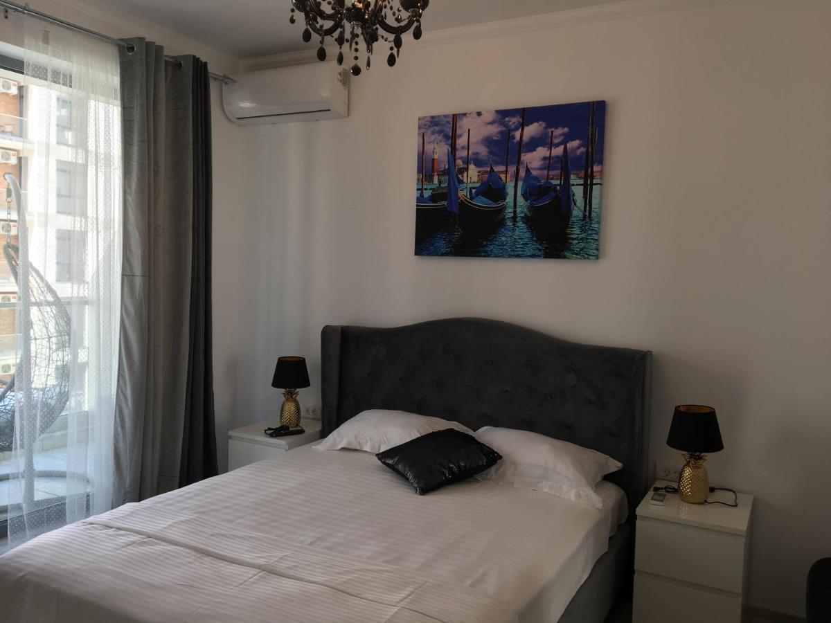 Lotus Blue Apartment Mamaia Ngoại thất bức ảnh